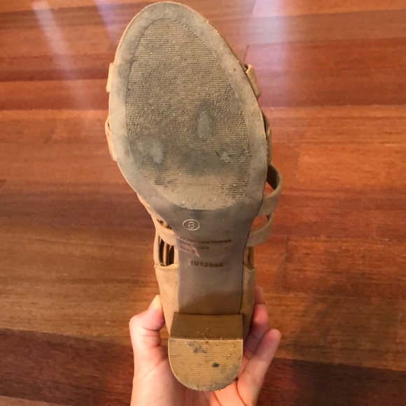 Charlotte Russe • Morris Heels - Picture 7 of 8